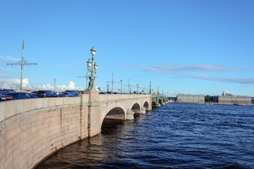 Fototapeta na wymiar Trinity Bridge in St. Petersburg