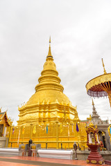 Naklejka premium Wat Phra That Hariphunchai temple in Lamphun,Thailand.