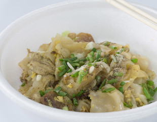 Stir-fried fresh rice-flour noodles