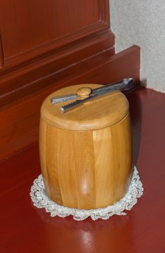 Ice bucket made from wood