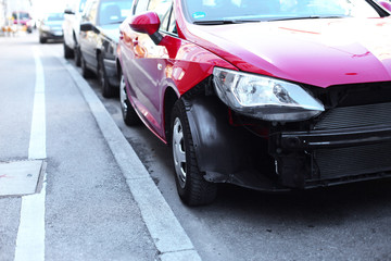 Fototapeta na wymiar Verkehrsschaden eines Personenfahrzeuges