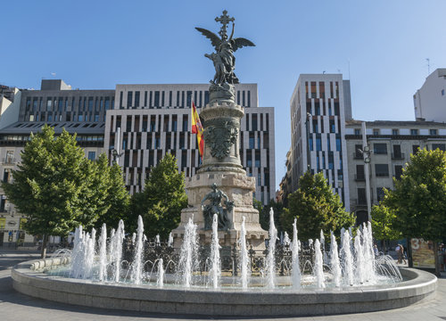 Fuente de la plaza de España de Zaragoza 