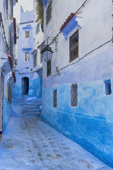 hermosa medina de chefchaouen pintada en azul, Marruecos