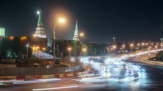 Moon over Moscow Kremlin.  Traffic. View from Mokhovaya street. Timelapse in motoion 