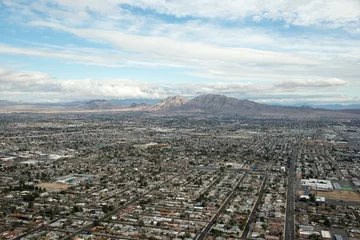 Muurstickers View of Las Vegas from the Stratosphere Hotel © st_matty