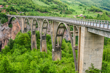 Obrazy na Plexi  Most nad kanionem