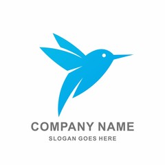 Obraz premium Bird Flying Wild Freedom Vector Logo Design Template