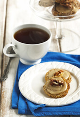 Male walnut cookies
