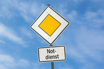 Schild 78 - Notdienst
