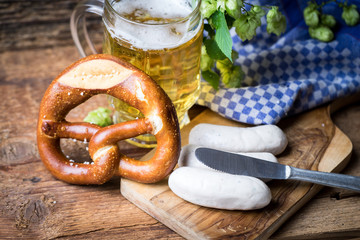 Weißwurst, Brezn und ein Helles