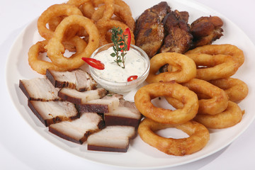 snacks to beer with sauce