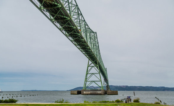 Astoria Bridge From Below