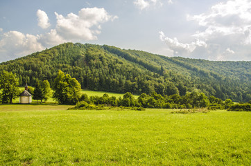 Obraz premium Chapel in the countryside