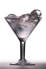 cold splashing water drink