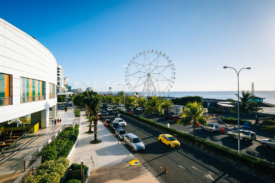 The exterior of the Mall of Asia and ferris wheel, in Pasay, Met