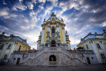 Fototapeta na wymiar St. George's Cathedral in Lviv, Ukraine