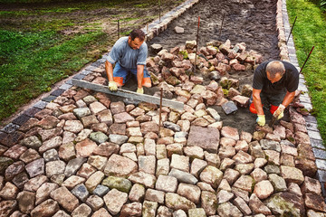 Paving with Natural Stone