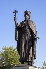 Памятник князю Владимиру на Пятницкой горке.
