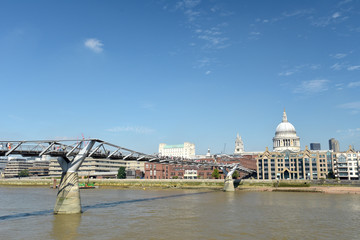 Fototapeta na wymiar Millennium Bridge over River Thames in London