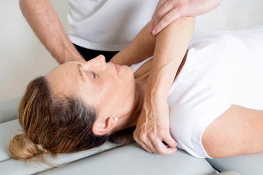 Physiotherapical manipulation
