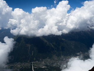 Fototapeta na wymiar Aiguille du Midi en Chamonix, Francia OLYMPUS DIGITAL CAMERA