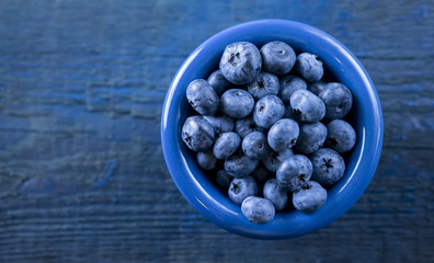 Blueberries in blue bowl