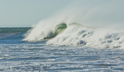 Large wave with lots of sea spray
