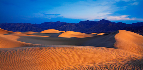 Dawn Over the Dunes © Doug Lemke
