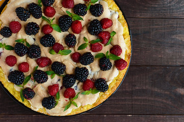 Pie (Tart) with fresh blackberries and raspberries, air meringue