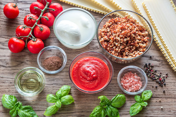 Ingredients for lasagne