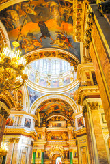 Fototapeta premium magnificent interior of St. Isaac's Cathedral in St. Petersburg