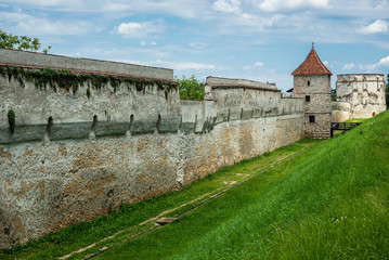 Fototapeta na wymiar Carpenters tower - part of old walls in Brasov, Romania
