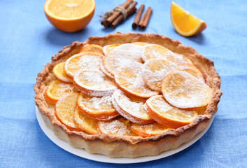Orange pie with caramelized slices