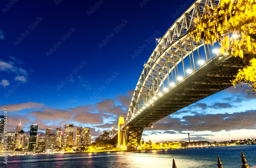 Sticker Magnificence of Sydney harbour bridge at sunset - NSW - Australi