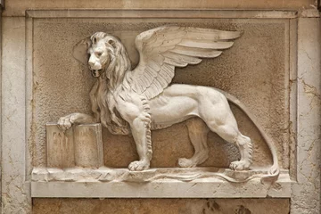 Fototapete  Künstlerisches Denkmal Venezianischer Löwe vom Markusplatz Venedig Italien
