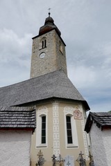 Fototapeta na wymiar Pfarrkirche Lech am Arlberg