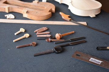 Making a violin