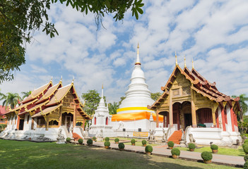 Fototapeta premium Starożytna piękna świątynia