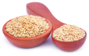 Peeled sesame seeds