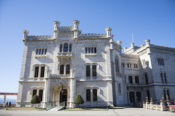 Fototapeta na wymiar Il castello di Miramare a Trieste