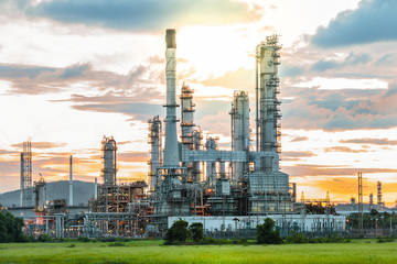 Fototapeta premium Oil Refinery factory in the morning , petrochemical plant , Petroleum