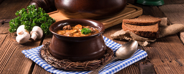 True North German mock turtle soup with mushrooms
