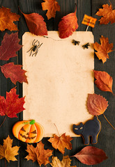Naklejka na ściany i meble Halloween invitation over wooden background