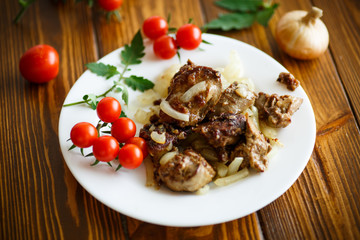 Fried chicken liver with onions