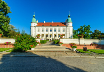 Fototapeta na wymiar Renesansowy pałac w Baranowie Sandomierskim