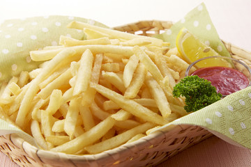 フライドポテト(シューストリング)