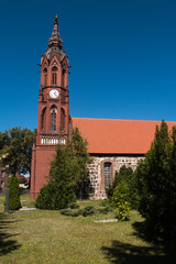 Fototapeta na wymiar Feldsteinkirche Paul-Gerhardt-Kirche in Ragow - Mittenwalde - Landkreis Dahme-Spreewald 