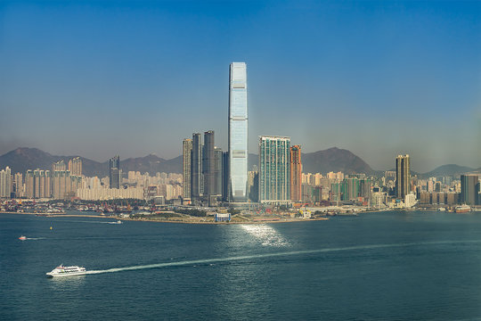 Victoria Harbor in Hong Kong, China (香港ビクトリア湾) 
