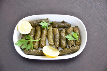 Dolma/Zeytinyağlı yaprak sarması 