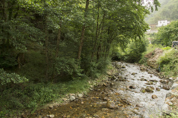 Obraz premium Camino de Santiago from Saint Jean Pied de Port to Roncesvalles via Valcarlos